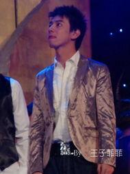 张殿菲视频,揭秘明星背后的故事与成长历程